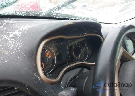 2017 Jeep Cherokee Altitude Fwd z USA, uszkodzony, nr VIN 1C4PJLAB7HW666925